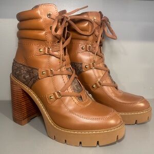 MICHAEL KORS: brown Lace-Up Women's Boots
(Worn once)